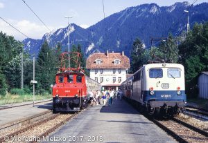 E69 03 & 141 366-5 in Oberammergau am 17.08.1991
