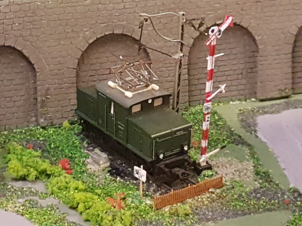 Museums E69 04 am Bahnhof Murnau im Modell